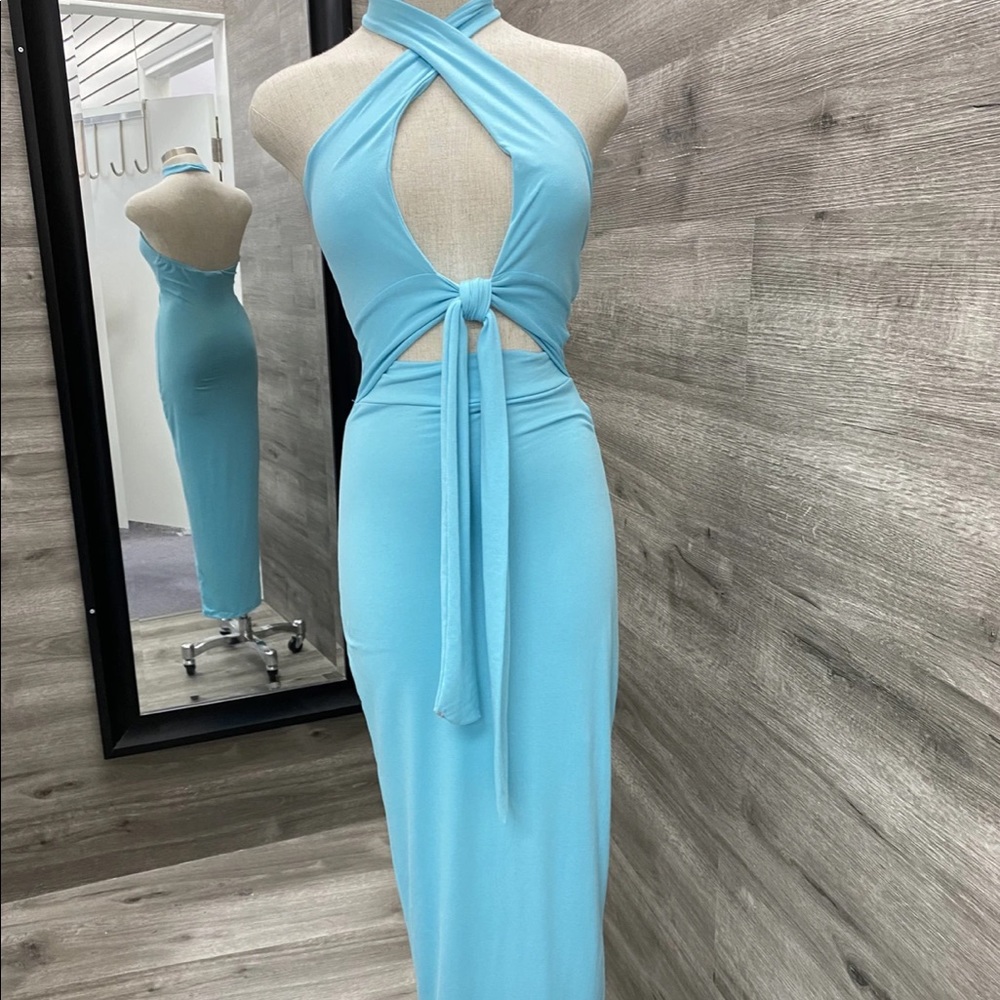Blue fitted dress